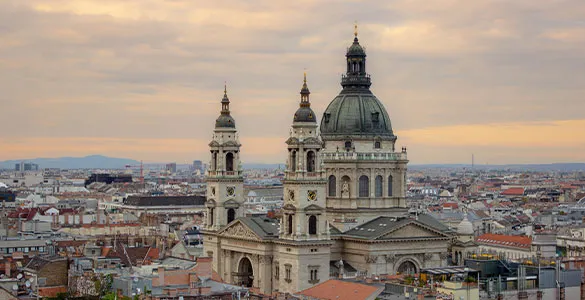 what-are-the-best-photography-spots-in-prague-and-budapest-mid-content-4